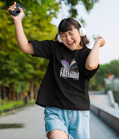 "Fly with Freedom" Women's Oversized Black T-Shirt